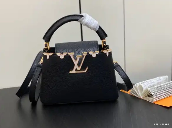 Cheap VUITTON LOUIS CAPUCINES BB 0522